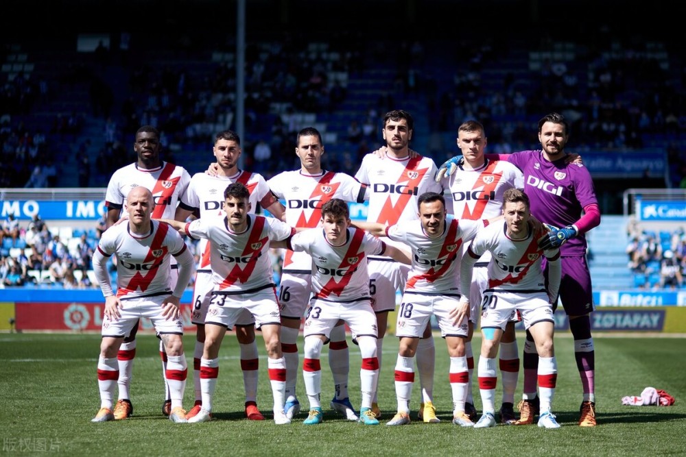 阿拉维斯不敌强敌，寻找突破点