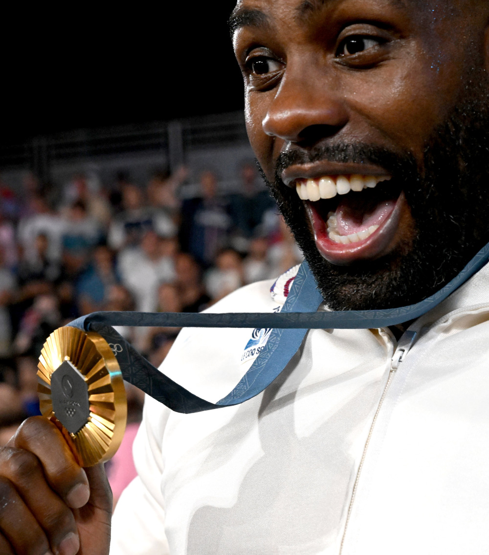 卢森堡选手夺得柔道比赛铜牌