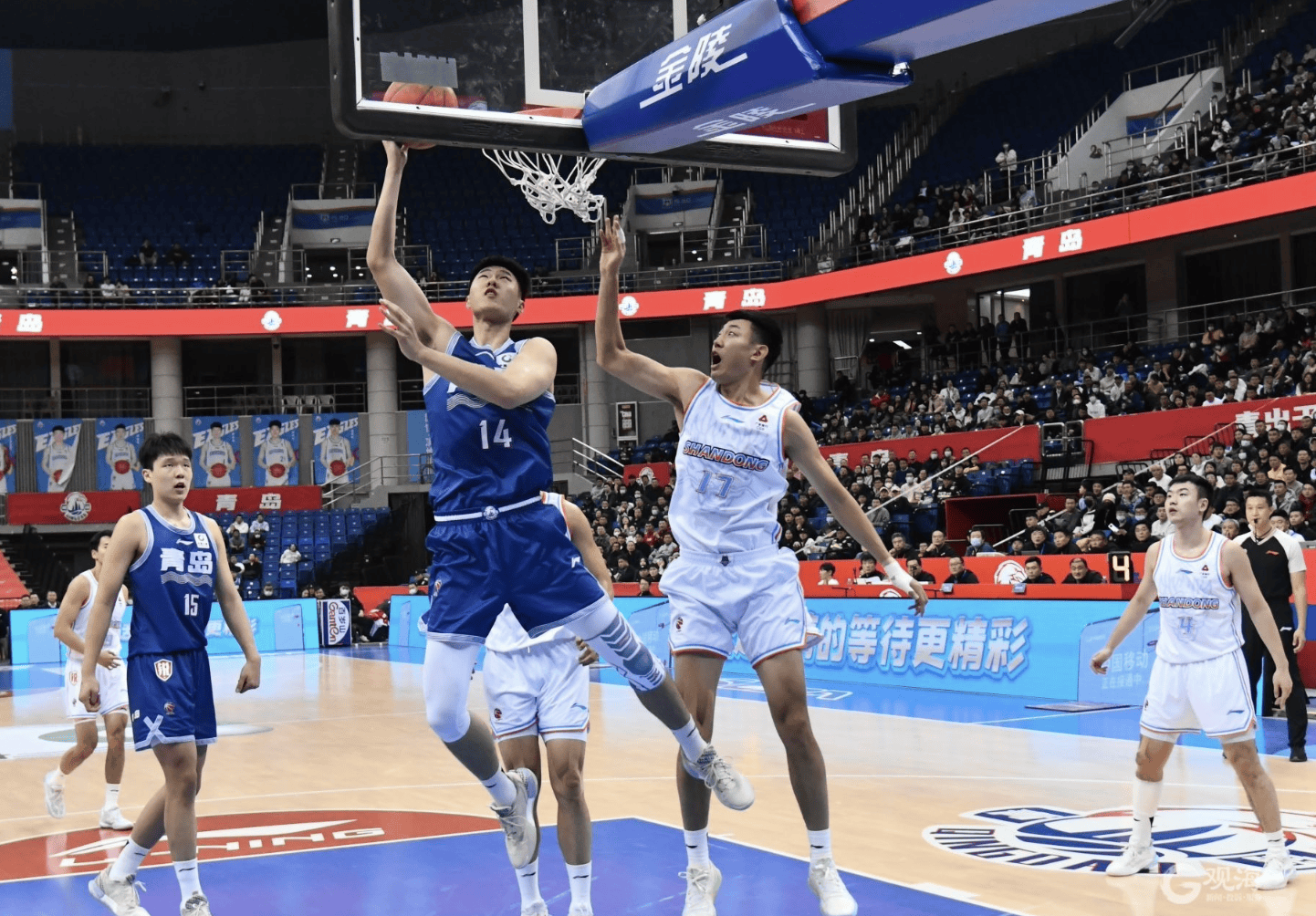 山东男篮击败浙江,取得重要胜利 山东男篮击败浙江,取得重要胜利