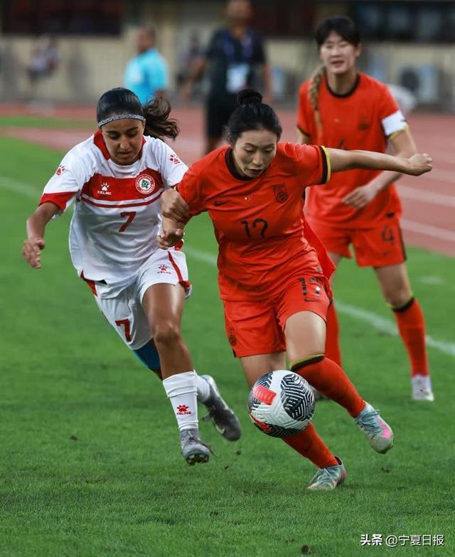 包含沙特阿拉伯女足三战全败无缘小组出线的词条